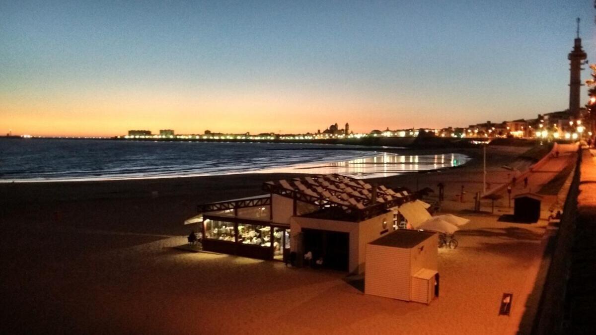 Sopranis del MAR Apartamento centro Cádiz, junto playa y estación Esterno foto